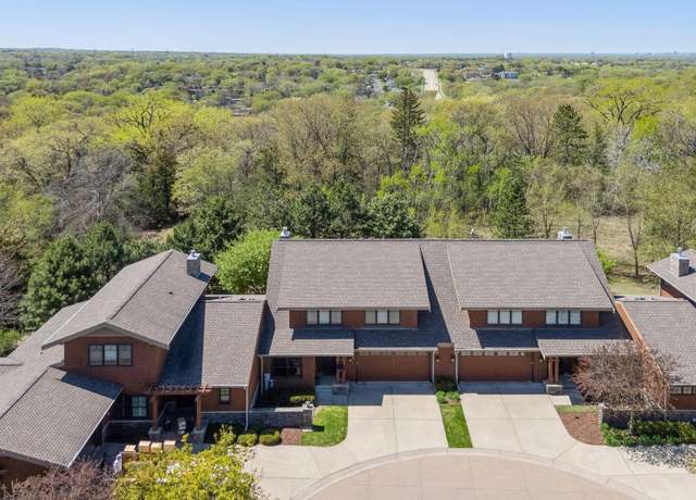 Property at 1182 Lexington Ridge Ct, Eagan, MN 55123, 4 beds, 4 baths