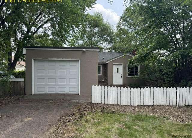 Property at 627 9th Ave NW, New Brighton, MN 55112, 3 beds, 1 bath