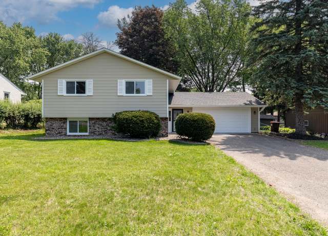 Property at 200 Sterling St N, Maplewood, MN 55119, 4 beds, 2 baths