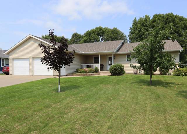 Property at 119 9th St SE, Freeport, MN 56331, 4 beds, 3 baths