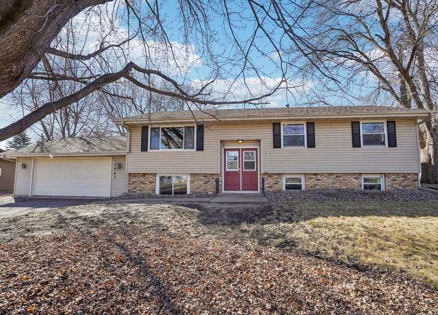 Property at 12847 89th Ave N, Maple Grove, MN 55369, 4 beds, 2 baths