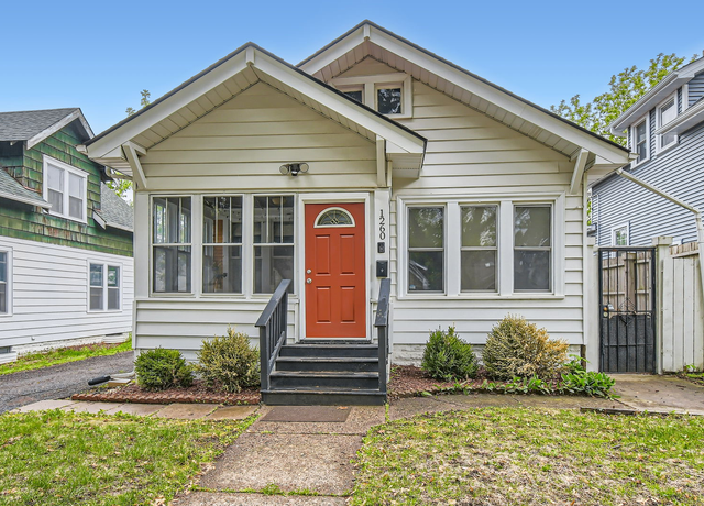 Property at 1260 Blair Ave, Saint Paul, MN 55104, 2 beds, 1 bath