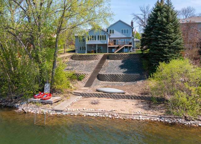 Property at 15825 Garden View Dr, Apple Valley, MN 55124, 4 beds, 4 baths
