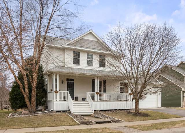 Property at 11689 E Laketowne Dr, Albertville, MN 55301, 4 beds, 4 baths