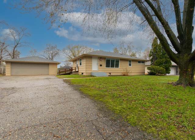 Property at 6949 Janell Ave N, Brooklyn Park, MN 55428, 3 beds, 2 baths