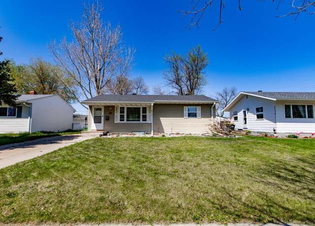 Property at 330 4th Ave E, West Fargo, ND 58078, 4 beds, 2 baths