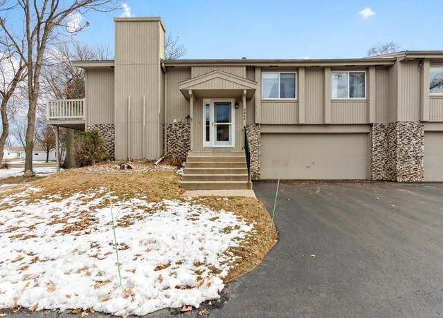 Property at 2208 Spruce Dr, Brainerd, MN 56401, 2 beds, 2 baths