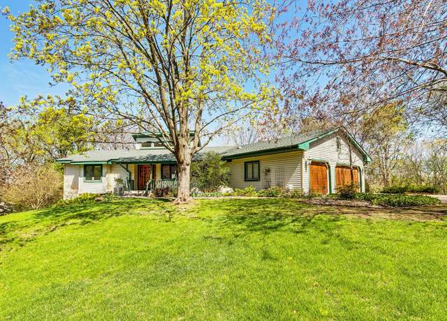 Property at 6274 Lynn Way, Woodbury, MN 55129, 4 beds, 3 baths
