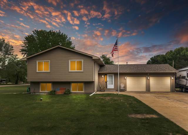 Property at 18029 Krypton St NW, Ramsey, MN 55303, 5 beds, 2 baths