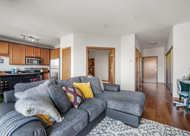 Property at 15 E Franklin Ave SE #212, Minneapolis, MN 55404, 1 bed, 1 bath