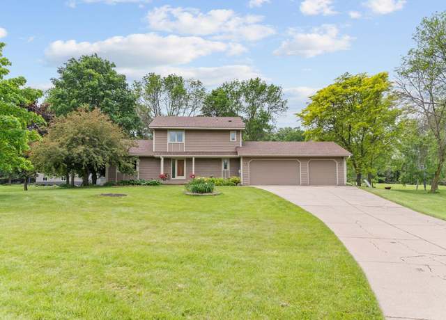 Property at 3125 Carriage Dr, Medina, MN 55340, 3 beds, 3 baths