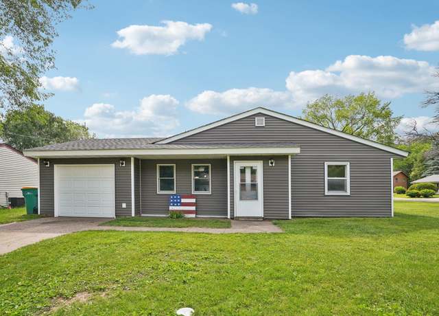 Property at 303A 235th St, East Farmington, WI 54020, 3 beds, 1 bath
