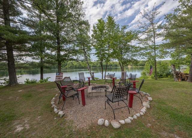 Property at 1618 Maple Shores Ln NE, Longville, MN 56655, 3 beds, 2 baths