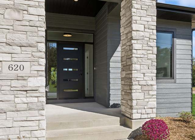 Property at 620 Greenvale Ave, Northfield, MN 55057, 3 beds, 2 baths