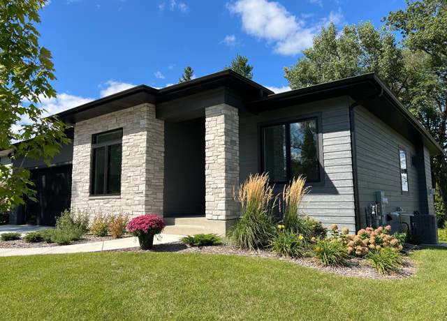 Property at 620 Greenvale Ave, Northfield, MN 55057, 3 beds, 2 baths