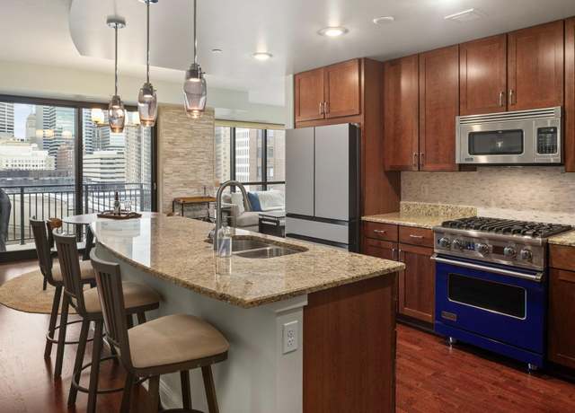 Property at 100 3rd Ave S #706, Minneapolis, MN 55401, 1 bed, 2 baths