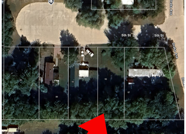 Property at 95 5th St, Windom, MN 56101