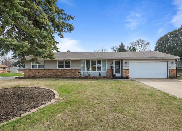 Property at 3750 75th St E, Inver Grove Heights, MN 55076, 3 beds, 2 baths