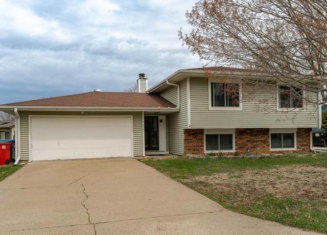 Property at 556 Kerry Dr, Winona, MN 55987, 4 beds, 2 baths