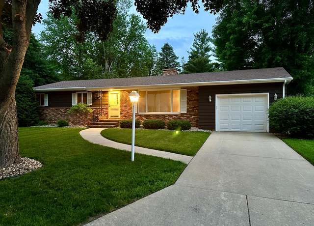 Property at 511 W Crawford St, Luverne, MN 56156, 3 beds, 3 baths