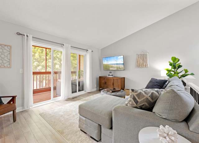 Property at 3739 Foss Rd #23, Saint Anthony, MN 55421, 3 beds, 2 baths