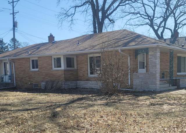 Property at 826 8th Ave N, Saint Cloud, MN 56303, 4 beds, 2 baths
