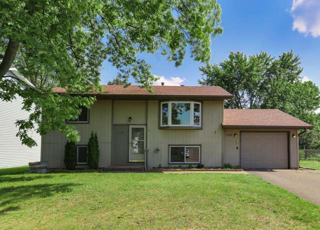 Property at 1362 Meadowmoor Dr NE, Fridley, MN 55432, 3 beds, 2 baths