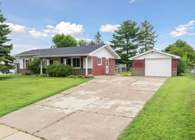 Property at 8557 Hinton Ave S, Cottage Grove, MN 55016, 3 beds, 1 bath