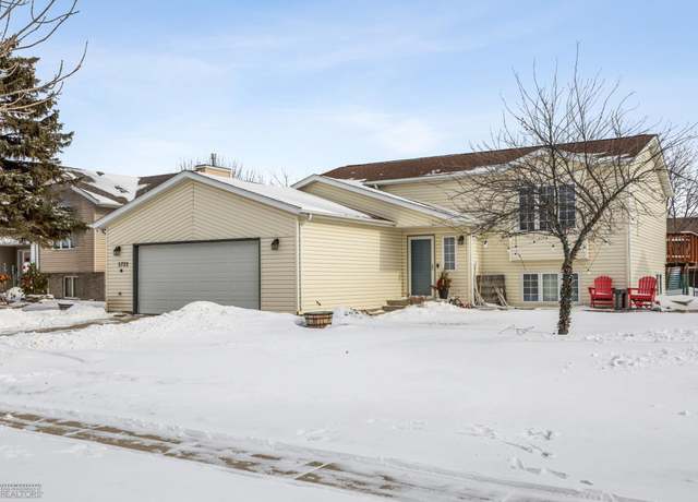 Property at 3722 21st St S, Fargo, ND 58104, 3 beds, 2 baths