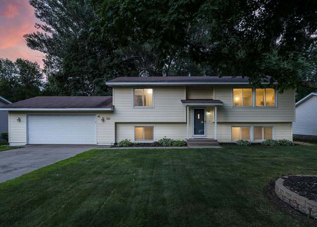 Property at 11918 Utah Ave N, Champlin, MN 55316, 4 beds, 2 baths