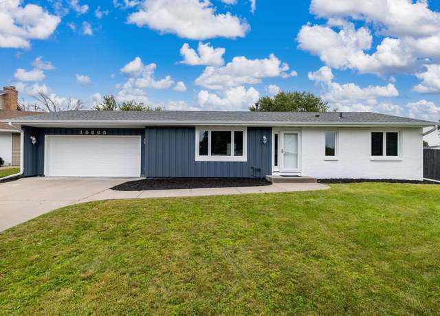 Property at 15665 Heywood Ct, Apple Valley, MN 55124, 4 beds, 2 baths