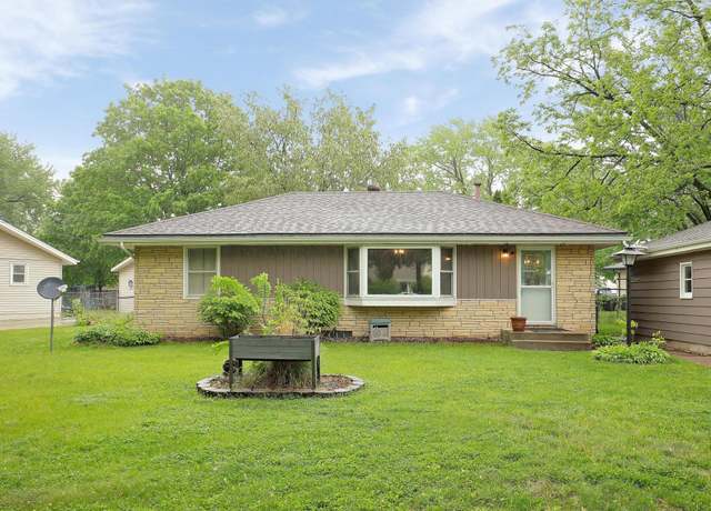 Property at 16725 Anna Trl SE, Prior Lake, MN 55372, 4 beds, 2 baths