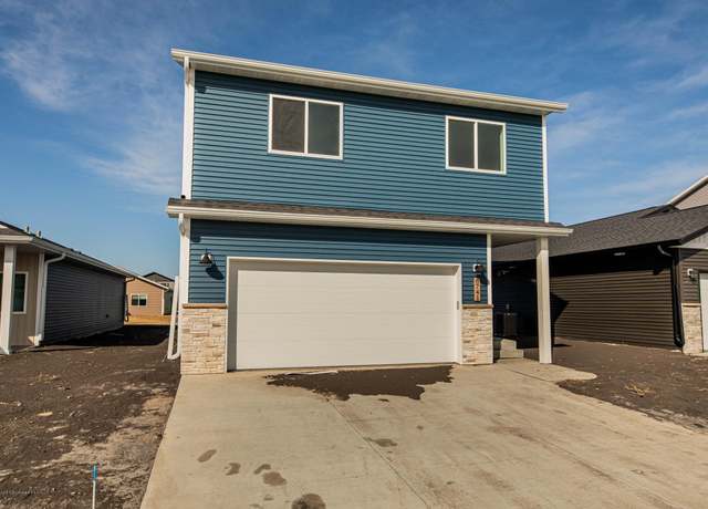 Property at 6741 67th Ave S, Horace, ND 58047, 4 beds, 3 baths