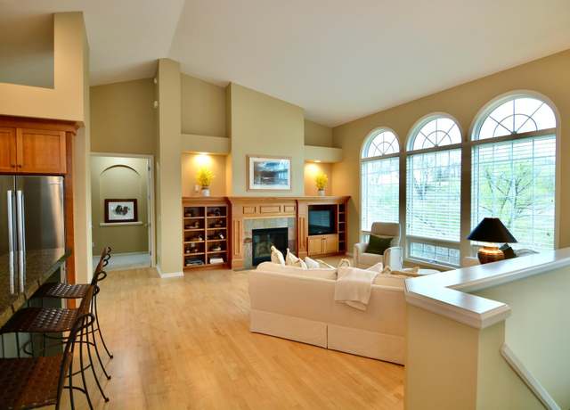 Property at 13258 Derryglenn Ct, Rosemount, MN 55068, 3 beds, 3 baths