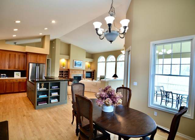 Property at 13258 Derryglenn Ct, Rosemount, MN 55068, 3 beds, 3 baths