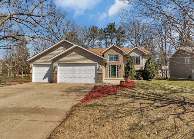 Property at 1620 4th Ave N, Sartell, MN 56377, 5 beds, 3 baths