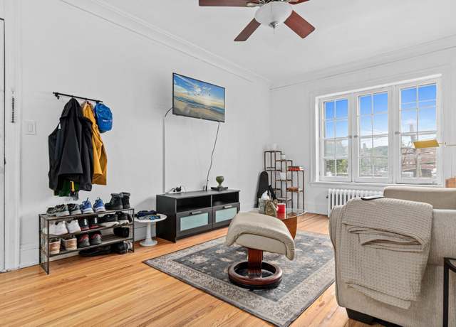 Property at 1820 1st Ave S #208, Minneapolis, MN 55403, 1 bed, 1 bath