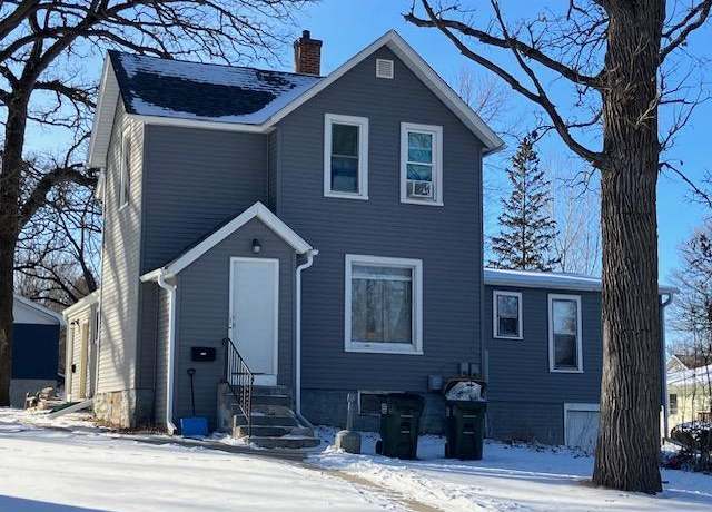 Property at 511 3rd St NE, Waseca, MN 56093, 6 beds, 3 baths