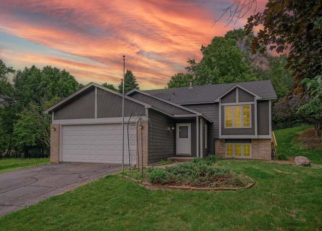 Property at 9211 Jeffery Ave S, Cottage Grove, MN 55016, 4 beds, 3 baths