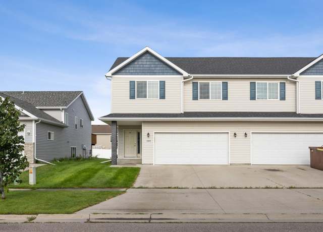Property at 1324 4th St NW, West Fargo, ND 58078, 3 beds, 3 baths