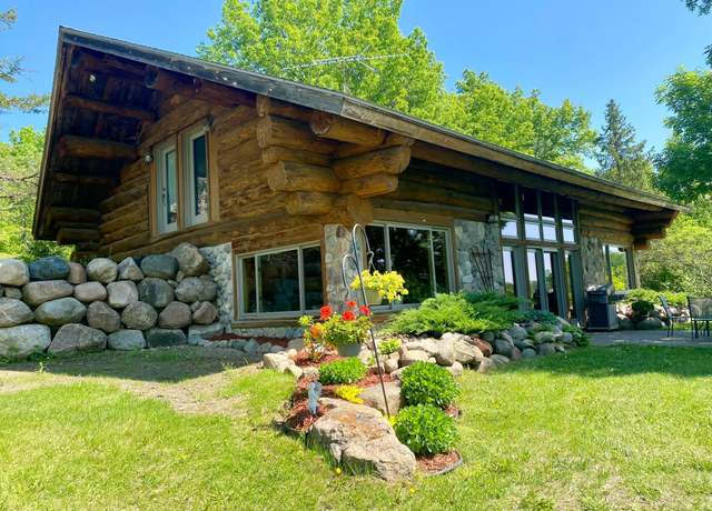 Property at 6121 229th Ave NW, Anoka, MN 55303, 3 beds, 3 baths