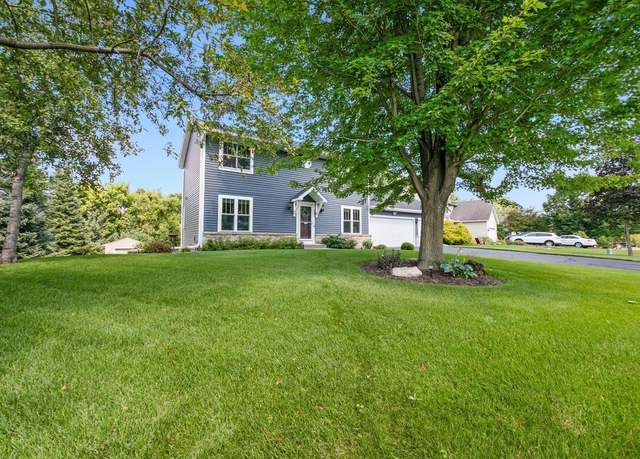 Property at 9000 Parkside Dr, Woodbury, MN 55125, 4 beds, 4 baths