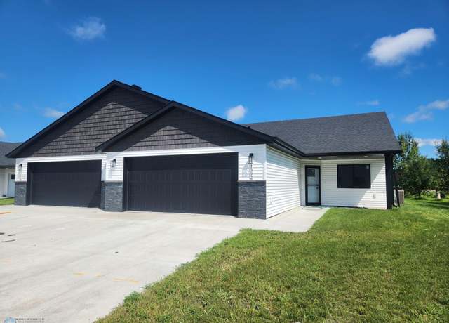 Property at 1392 Prairie Ln, Wahpeton, ND 58075, 2 beds, 2 baths