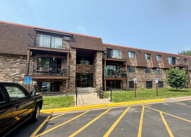 Property at 30675 Park St #104, Lindstrom, MN 55045, 2 beds, 1 bath