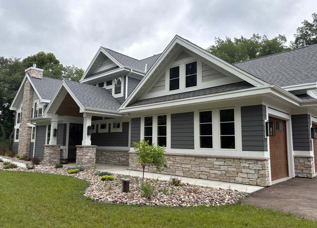 Property at 294 Cove Rd, Hudson, WI 54016, 3 beds, 3 baths