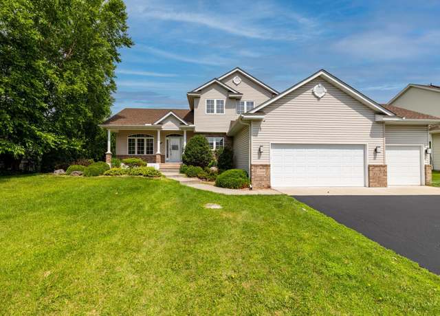 Property at 22530 Elston Ave, Forest Lake, MN 55025, 5 beds, 4 baths