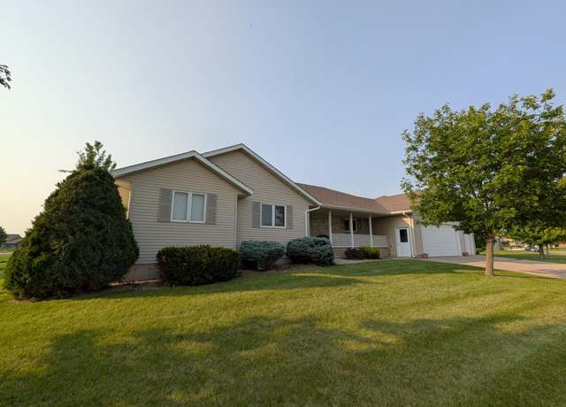 Property at 610 Mercedes Dr, Marshall, MN 56258, 4 beds, 4 baths