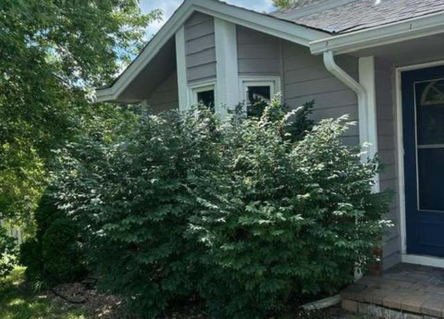 Property at 3324 131st Ln NW, Coon Rapids, MN 55448, 4 beds, 3 baths