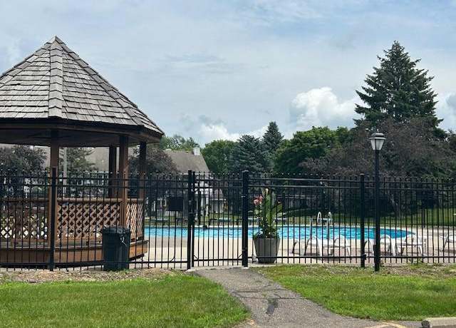 Property at 3569 Blue Jay Way #201, Eagan, MN 55123, 2 beds, 2 baths