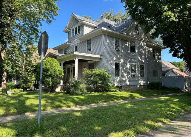 Property at 1636 Minnehaha Ave W, Saint Paul, MN 55104, 7 beds, 3 baths